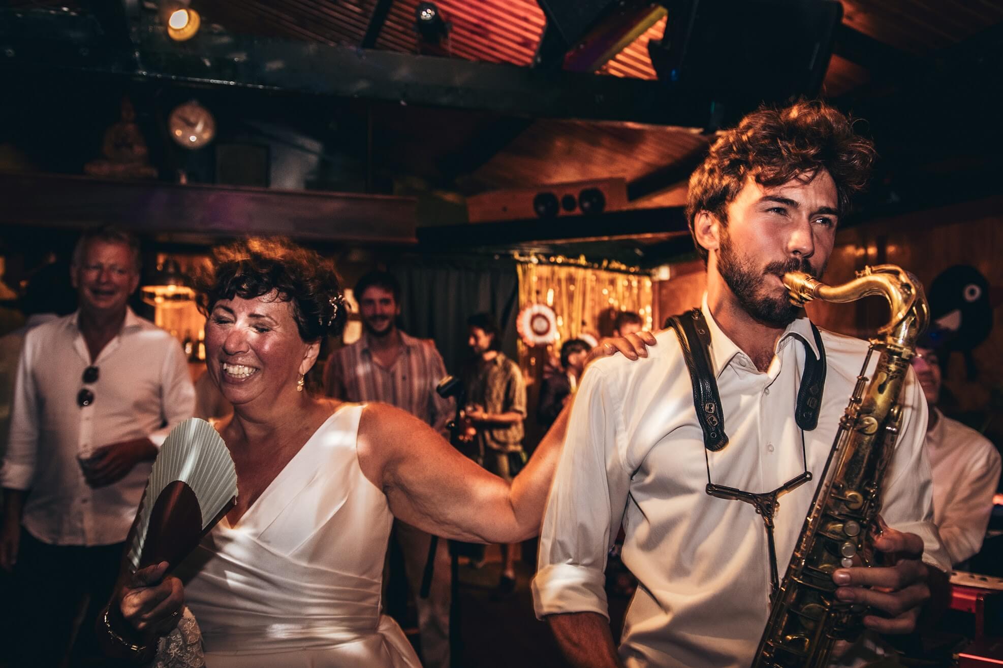 Foto van Saxofonist Max van Houtum